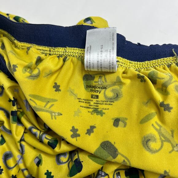 Patagonia Capilene Baselayer Daily Silk Feel Shorts Men's XL Novelty Print - Picture 10 of 11